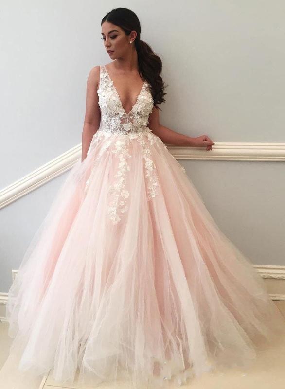 Charming Ball Gown V Neck Tulle Lace Appliques Prom Dresses, Evening STF15625