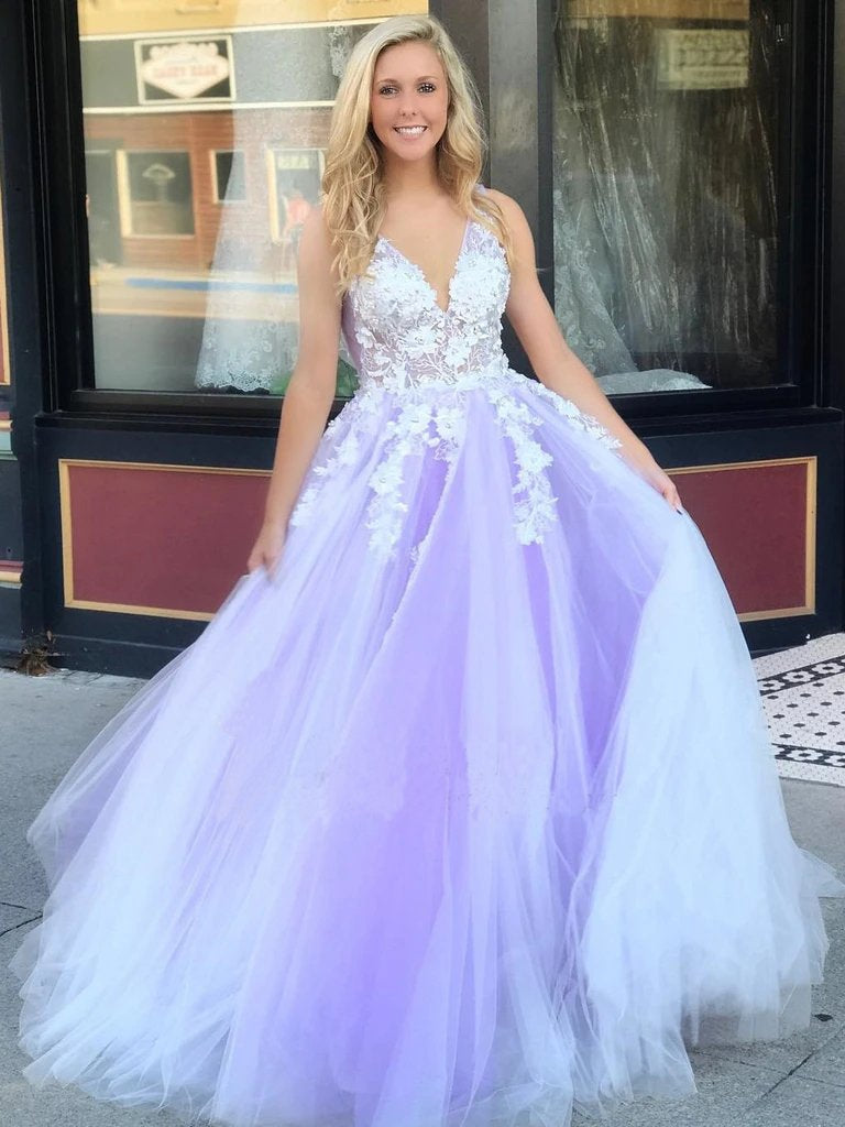 Charming Ball Gown V Neck Tulle Lace Appliques Prom Dresses, Evening STF15625