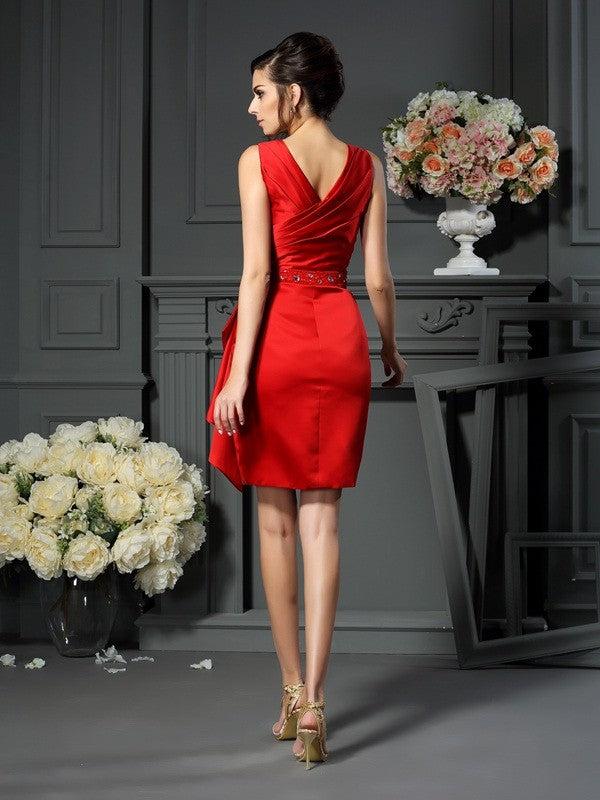 Sheath/Column V-neck Ruched Sleeveless Short Satin Mother of the Bride Dresses TPP0007398