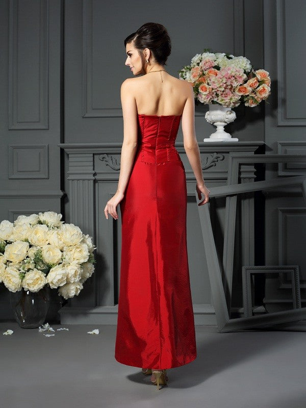 A-Line/Princess Strapless Hand-Made Flower Sleeveless Long Taffeta Mother of the Bride Dresses TPP0007441